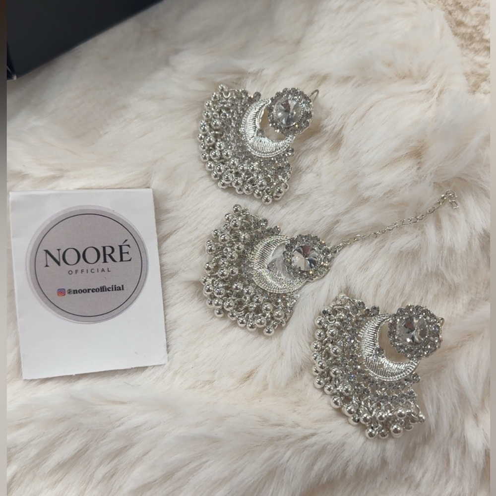 Headpiece and earrings